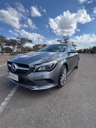 MERCEDES-BENZ CLA 200 1.6 VISION 16V FLEX 4P AUTOMÁTICO MERCEDES-BENZ CLA 200 1.6 VISION 16V FLEX 4P AUTOMÁTICO
